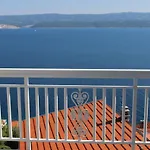 With A Swimming Pool Zavode, Omis - 11786 로크바 로고즈니차