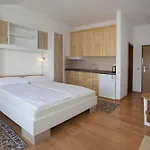 아파트 With A Swimming Pool Zavode, Omis - 11786 로크바 로고즈니차
